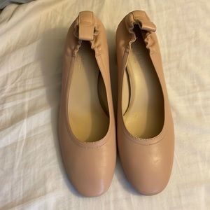BEST OFFER Everlane beige nude Day Heel New with defects